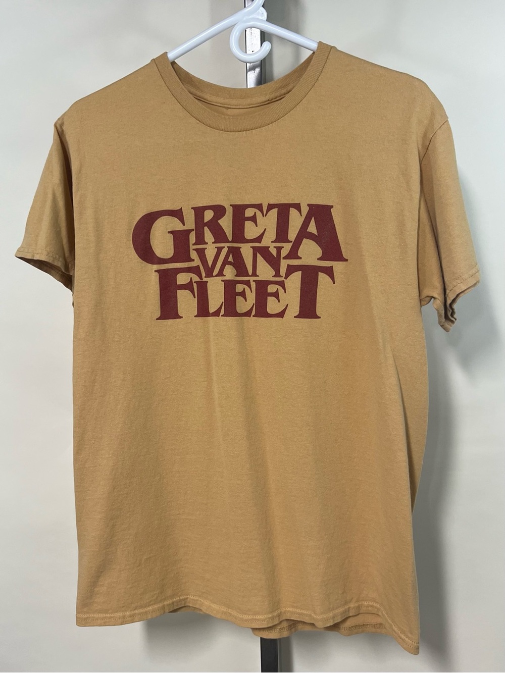Greta Van Fleet Logo T Shirt Old Gold T-shirt 100% Cotton Crew Neck Size Medium